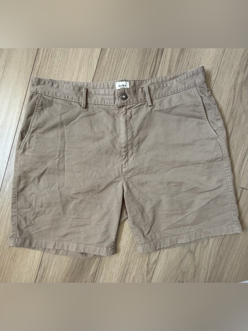 Flint and Tinder Chino Shorts Mens 36 Khaki Cotton Stretch Flat Front Casual 7"